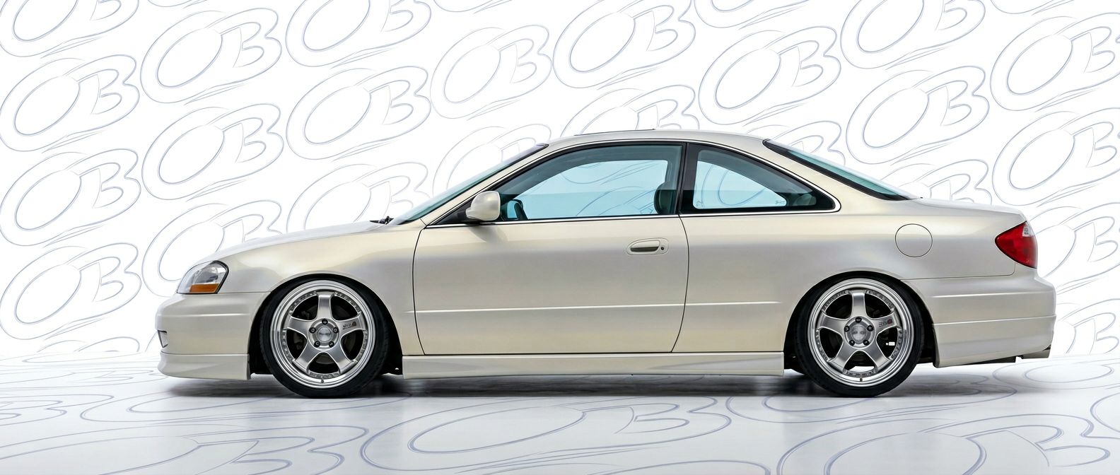 Aerodynamic 2001 Acura CL 2001 - Sleek design for enhanced vehicle styling.