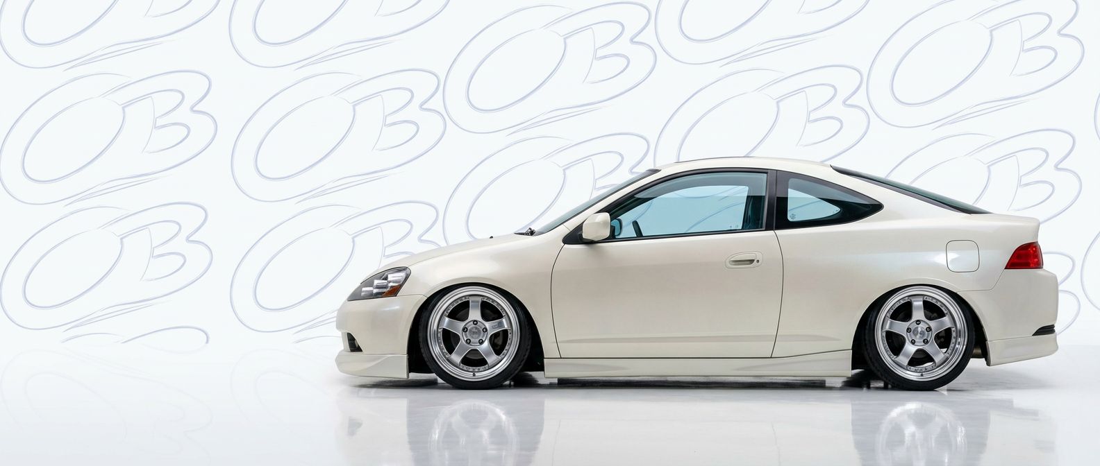 Detailed view of 2002 Acura RSX 2002 featuring lightweight, durable construction.