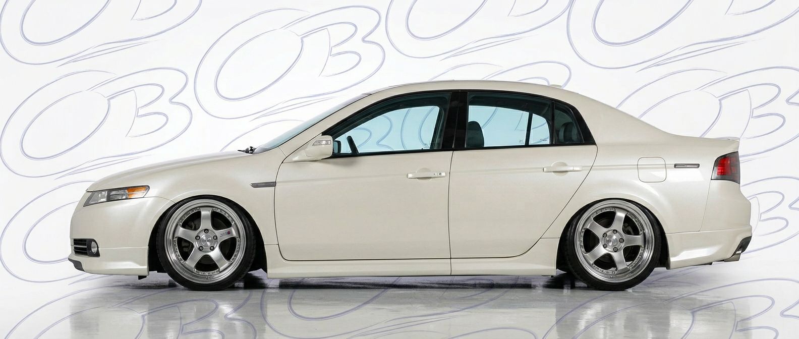 Aerodynamic  Acura TL TL - Sleek design for enhanced vehicle styling.