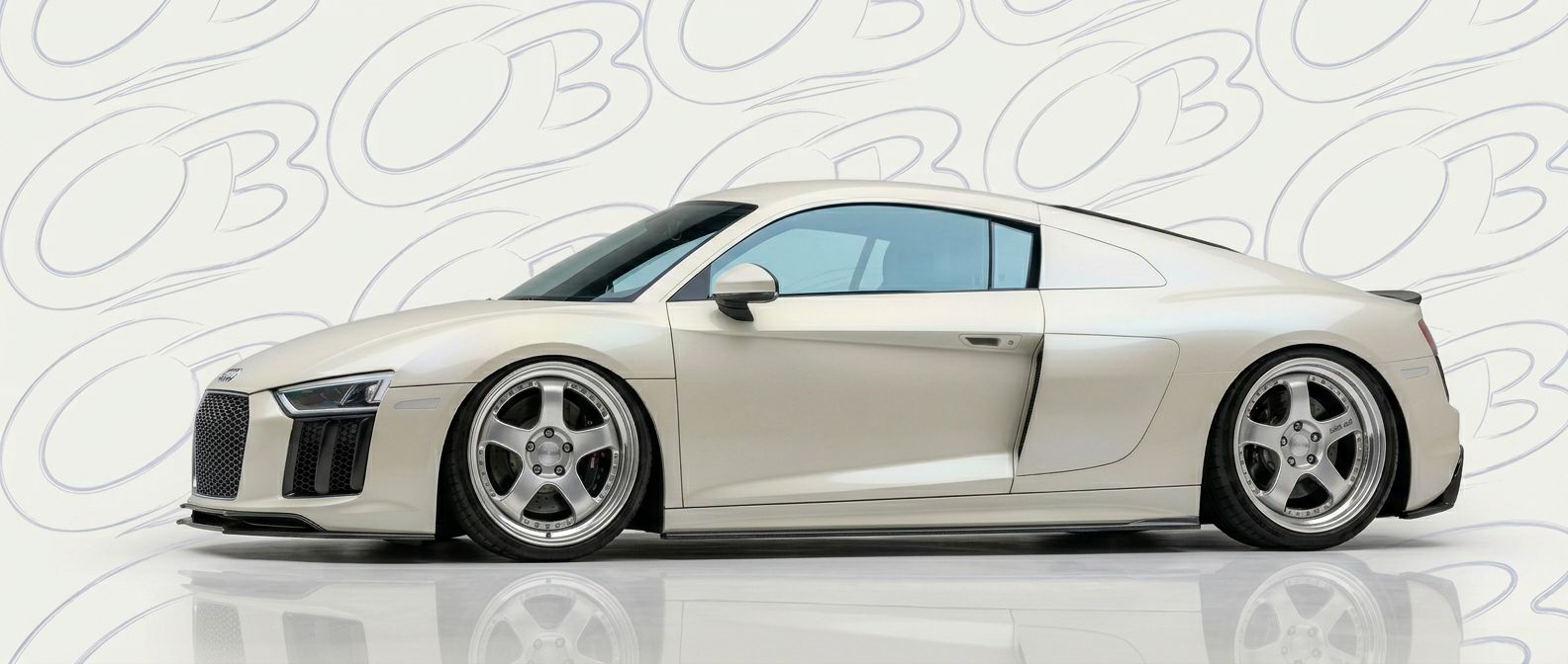 Aggressive 2019 Audi R8 2019 styling to enhance your vehicle's aesthetic.