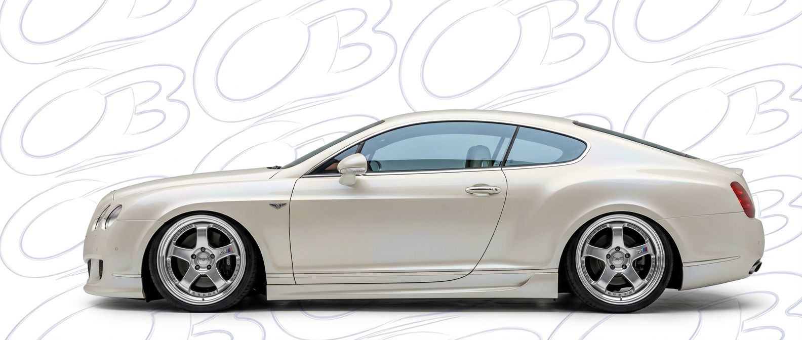 High-quality 2009 Bentley Continental 2009 exterior shot with professional studio lighting.