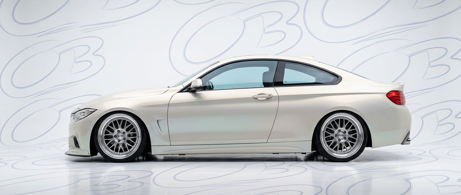 Professional automotive photography of a 2018 BMW 4-Series with high-fidelity 2018.