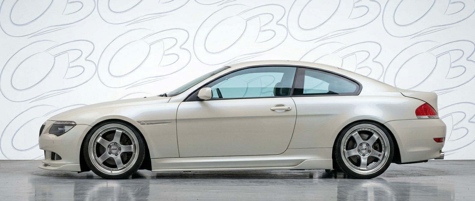 Aggressive 2006 BMW 6-Series 2006 styling to enhance your vehicle's aesthetic.