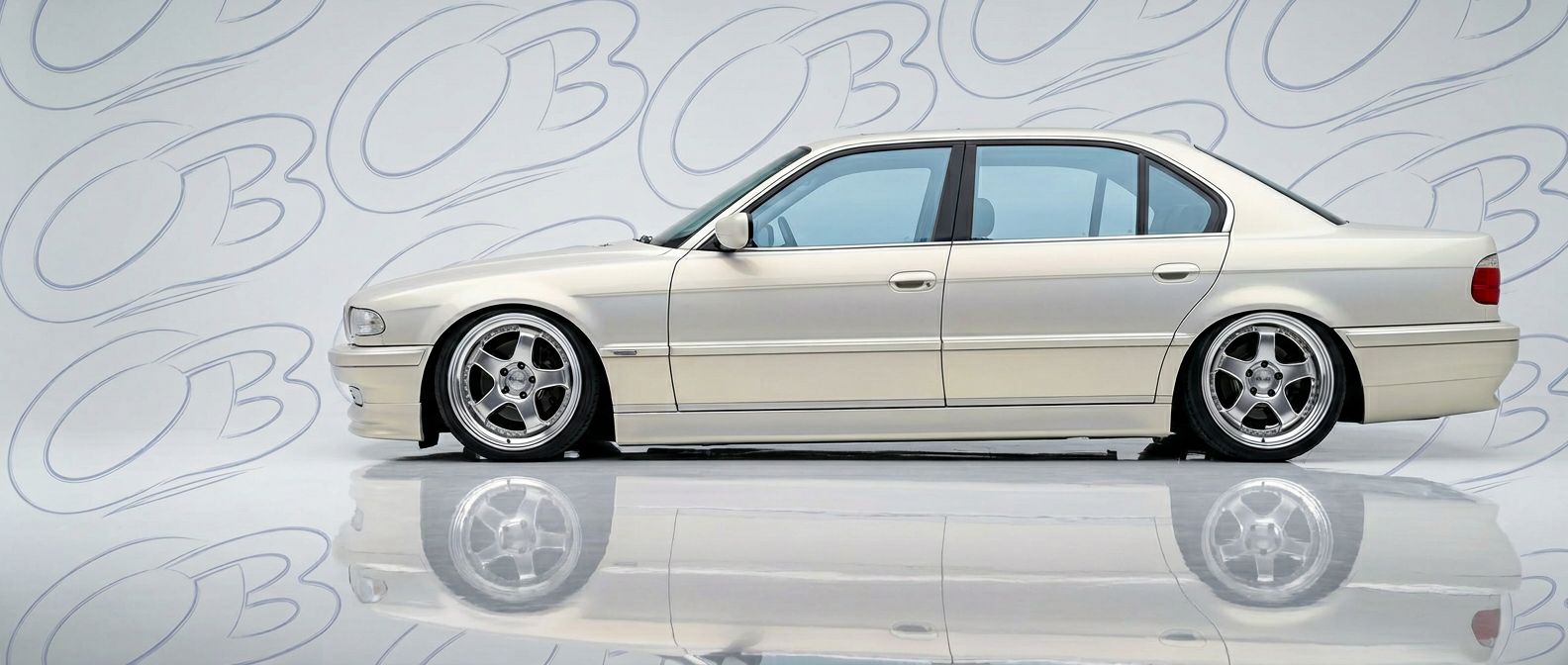 Aerodynamic 2000 BMW 7-Series 2000 - Sleek design for enhanced vehicle styling.