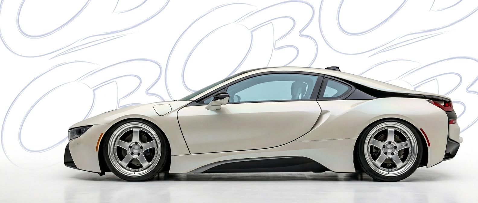 Aerodynamic 2018 BMW i8 2018 - Sleek design for enhanced vehicle styling.