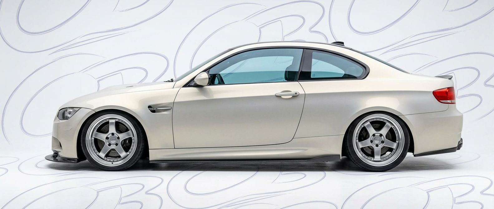 High-quality 2007 BMW M3 2007 exterior shot with professional studio lighting.