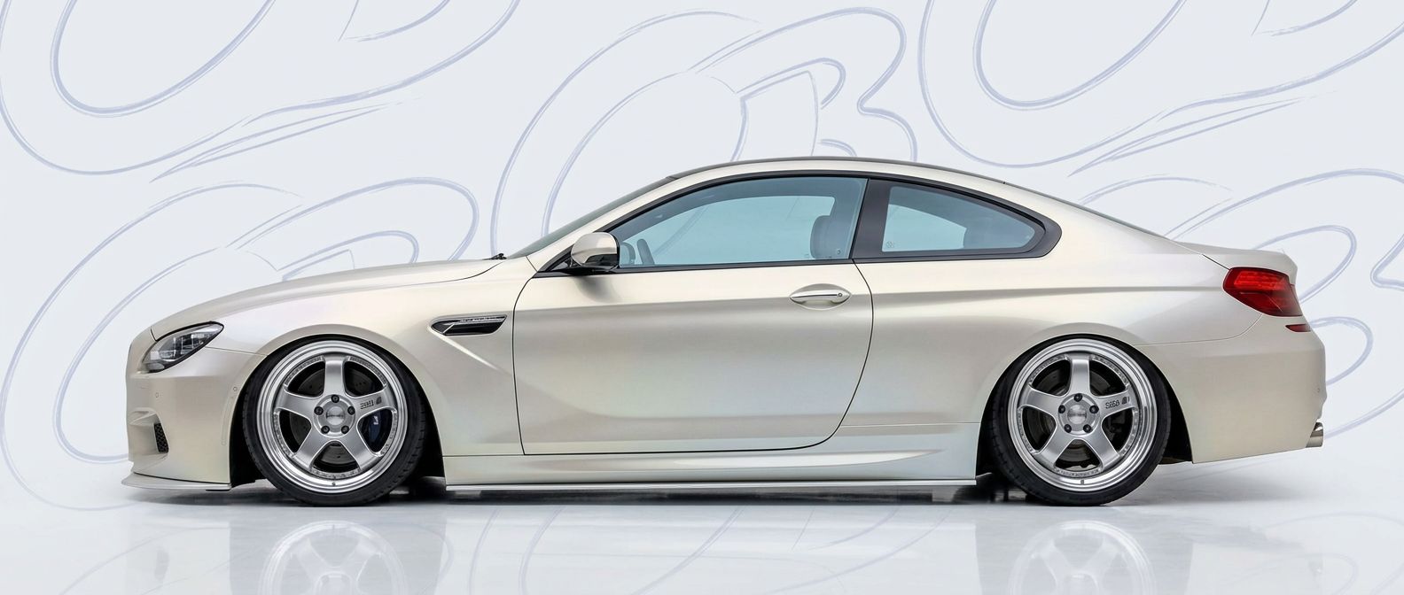 High-quality 2013 BMW M6 2013 exterior shot with professional studio lighting.