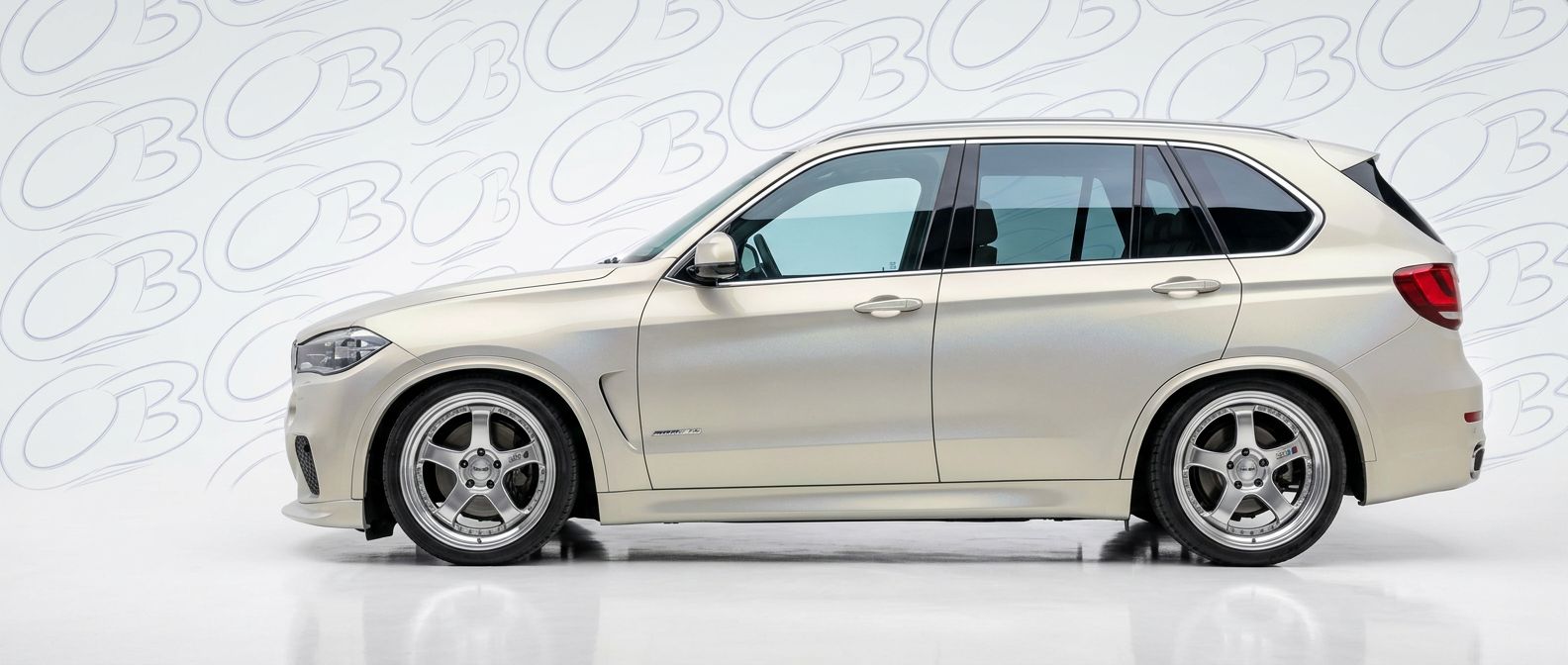 Aerodynamic 2018 BMW X5 2018 - Sleek design for enhanced vehicle styling.