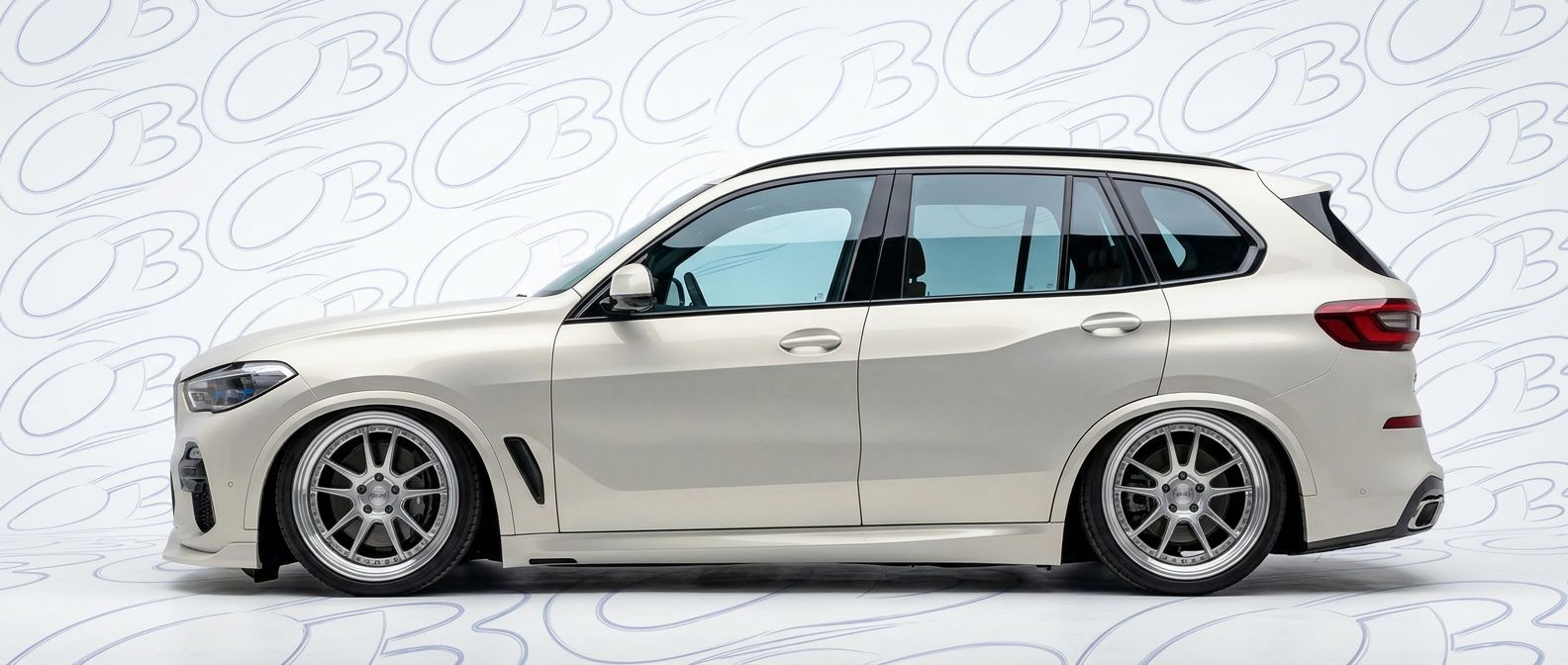 Detailed view of 2020 BMW X5 2020 featuring lightweight, durable construction.