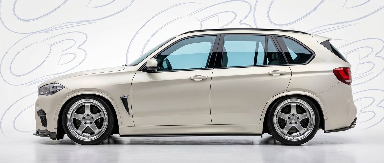 Front-angle view of 2014 BMW X5M 2014 - Durable and stylish exterior enhancement.