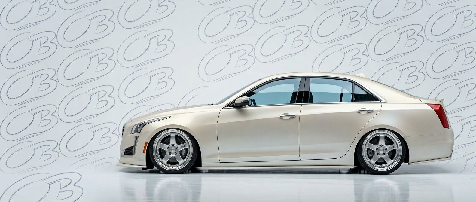 Aerodynamic 2015 Cadillac CTS 2015 - Sleek design for enhanced vehicle styling.