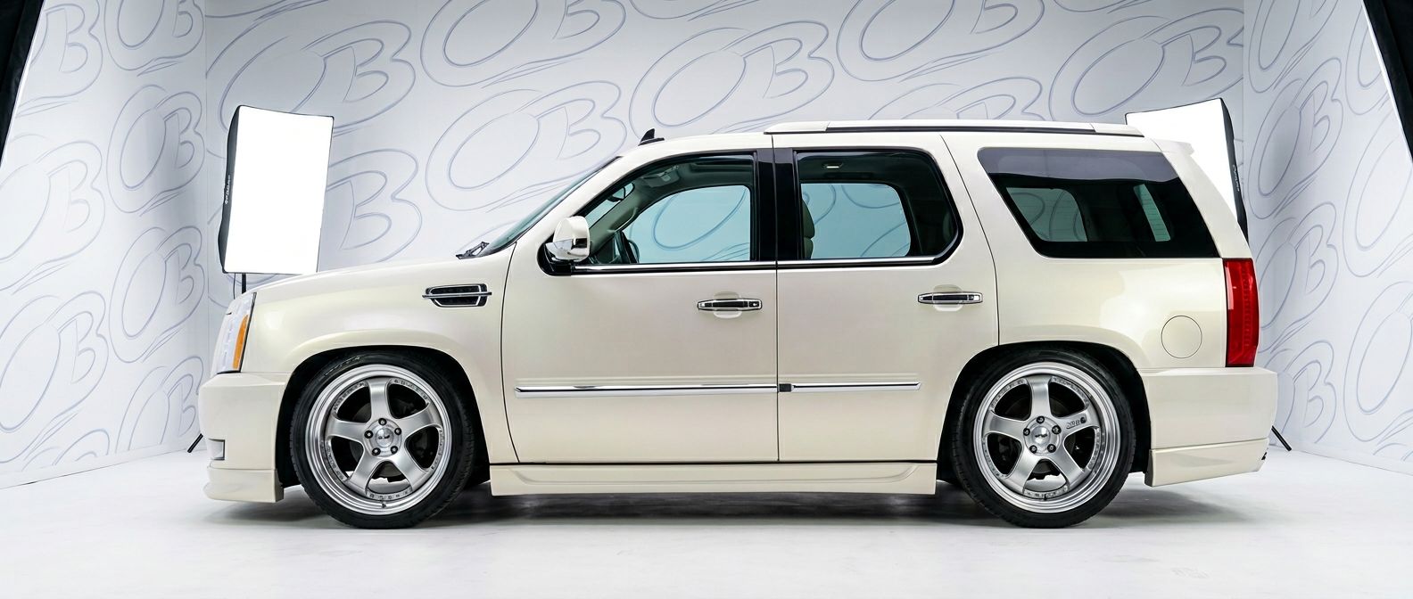 Aggressive 2013 Cadillac Escalade 2013 styling to enhance your vehicle's aesthetic.