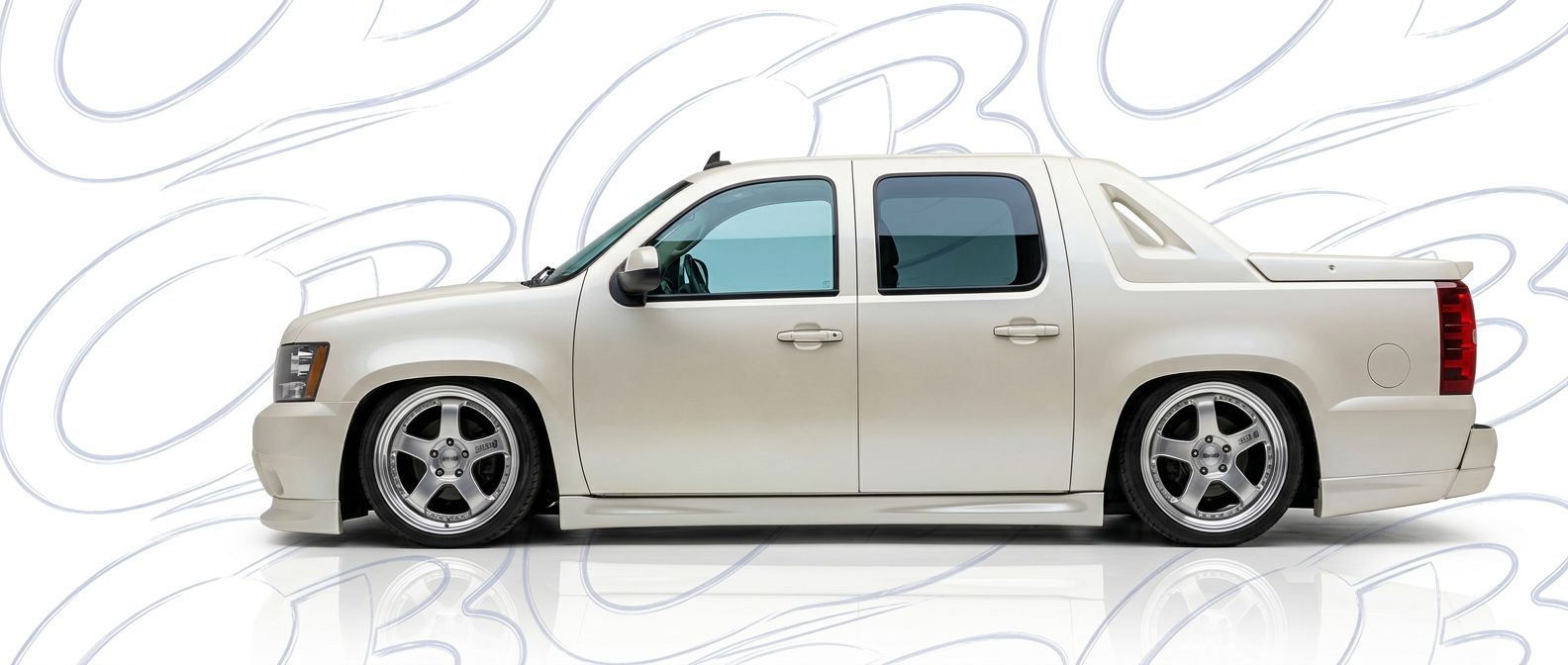 Chevrolet Avalanche 2014 - Bodykits, Bumpers, Fenders and more... High-quality 2014 Chevrolet Avalanche 2014 exterior shot with professional studio lighting.