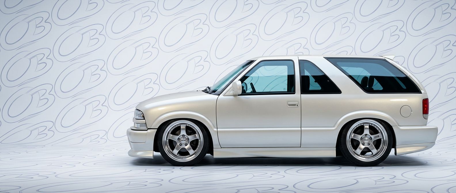 Chevrolet Blazer 1998 - Bodykits, Bumpers, Fenders and more... Custom 1998 for 1998 Chevrolet Blazer - Premium aerodynamic automotive body parts.