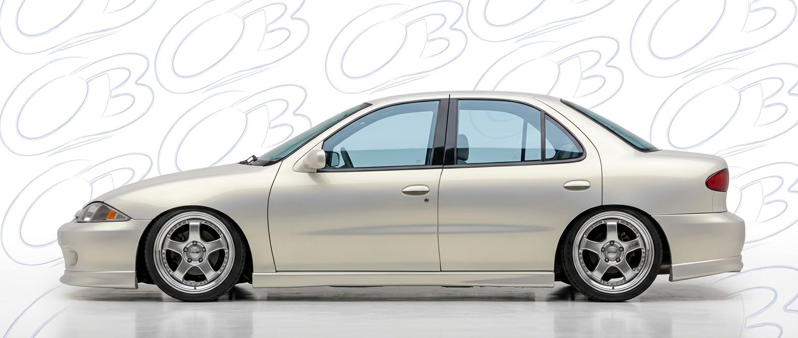 Top-tier 2005 Chevrolet Cavalier 2005 featuring a high-gloss finish and carbon fiber weave.