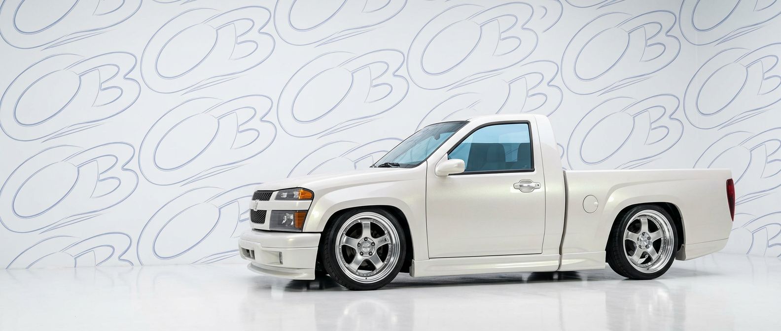 Aggressive 2012 Chevrolet Colorado 2012 styling to enhance your vehicle's aesthetic.