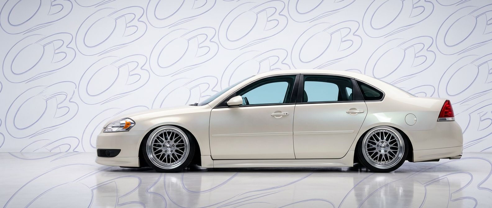 Professional automotive photography of a 2007 Chevrolet Impala with high-fidelity 2007.