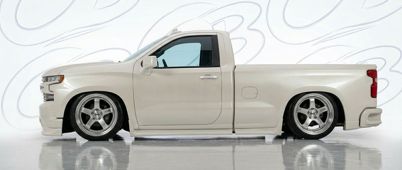 Professional automotive photography of a 2019 Chevrolet Silverado with high-fidelity 2019.