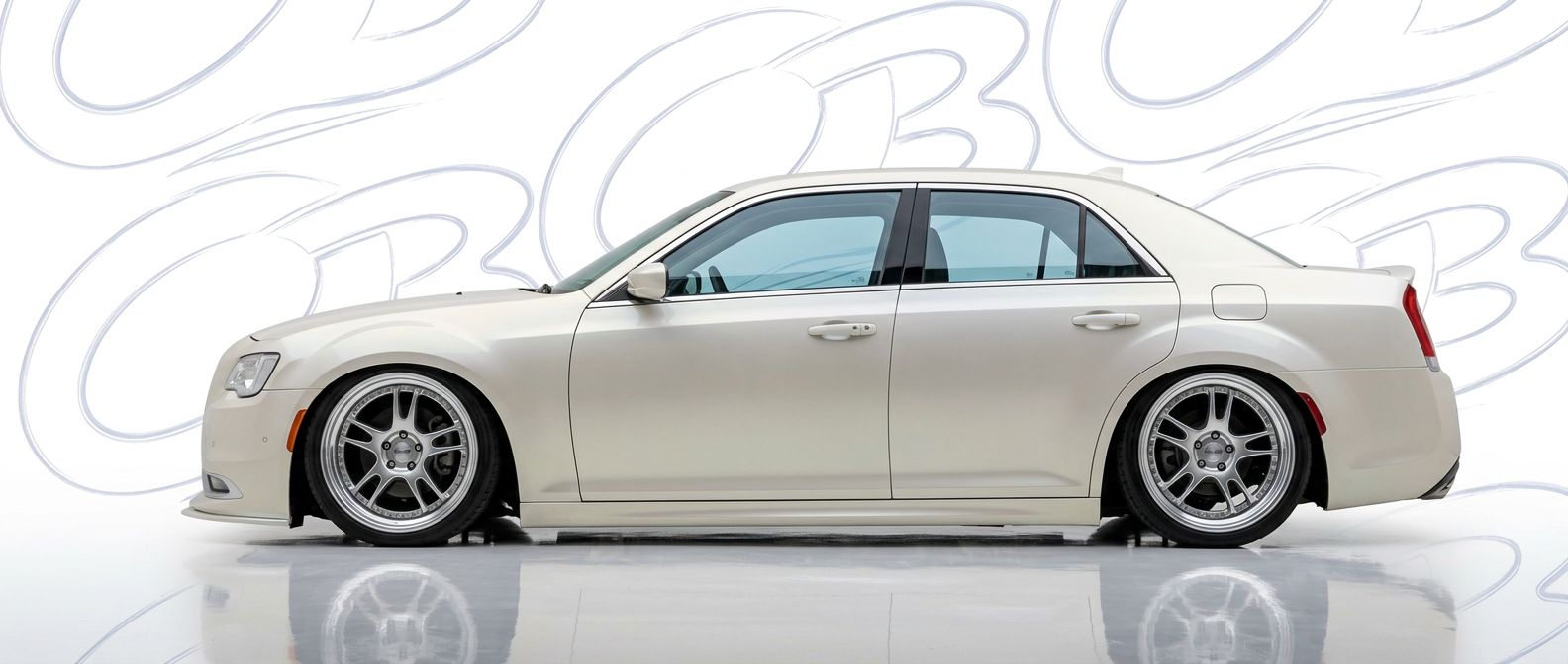 Aerodynamic 2018 Chrysler 300 2018 - Sleek design for enhanced vehicle styling.