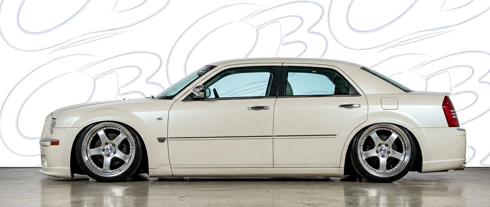 High-quality  Chrysler  2000 exterior shot with professional studio lighting.