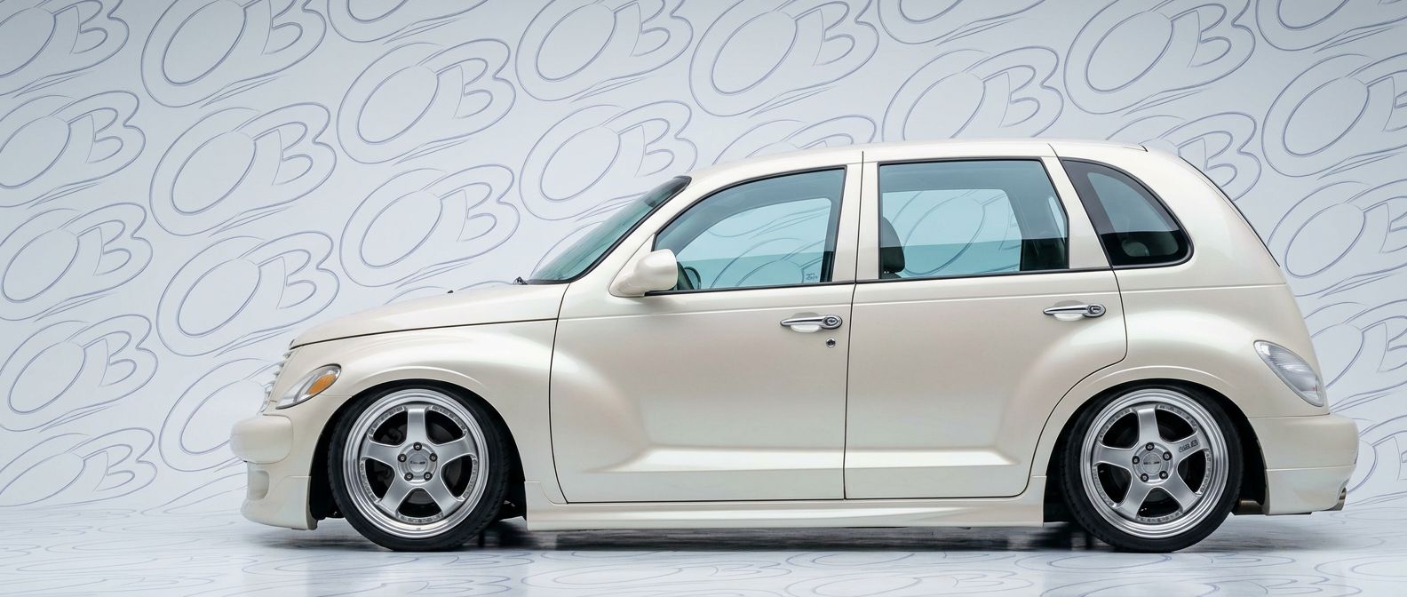 Custom 2005 for 2005 Chrysler PT Cruiser - Premium aerodynamic automotive body parts.