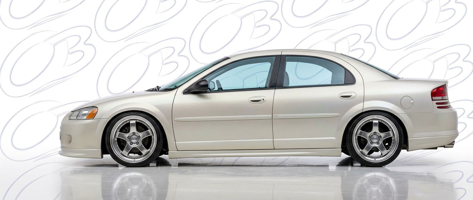 Detailed view of  Chrysler Sebring Sebring featuring lightweight, durable construction.