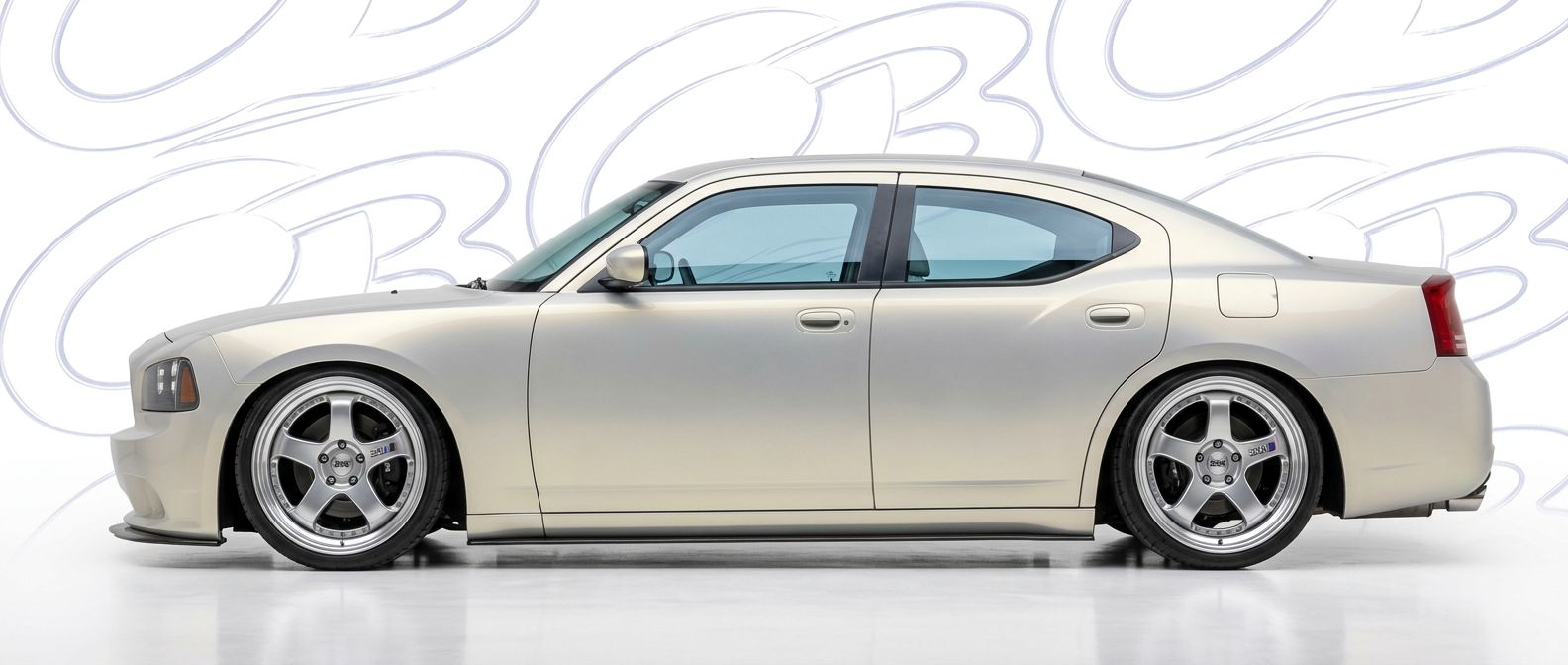 Aerodynamic 2006 Dodge Charger 2006 - Sleek design for enhanced vehicle styling.