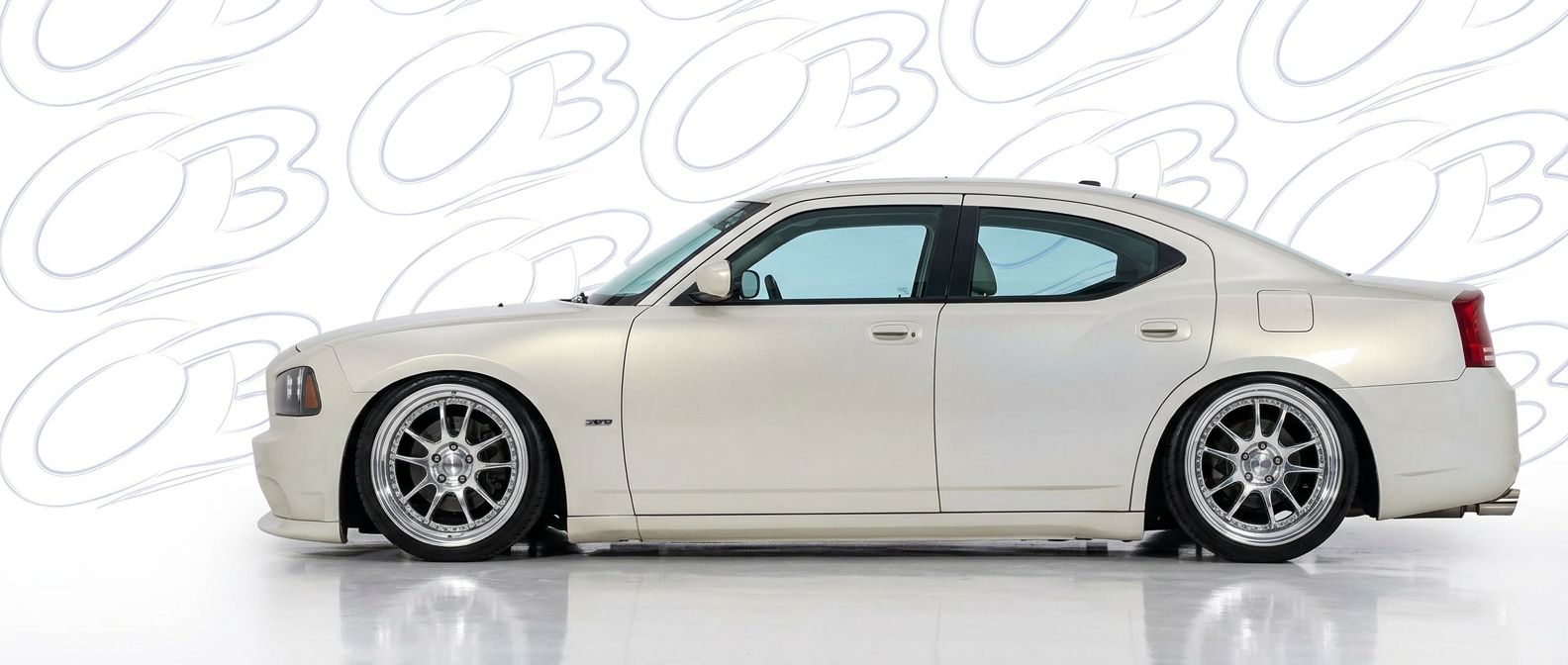 Aggressive 2007 Dodge Charger 2007 styling to enhance your vehicle's aesthetic.