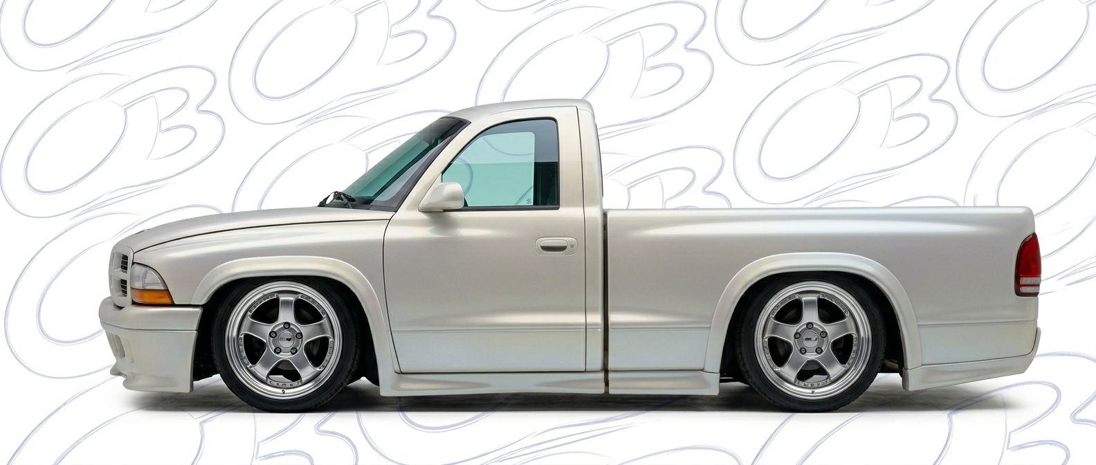 Professional automotive photography of a 2000 Dodge Dakota with high-fidelity 2000.