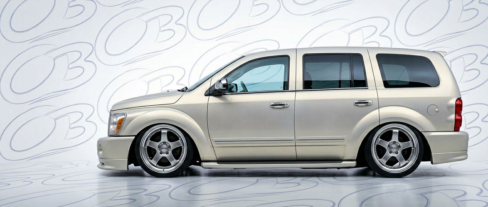 High-quality 2004 Dodge Durango 2004 exterior shot with professional studio lighting.