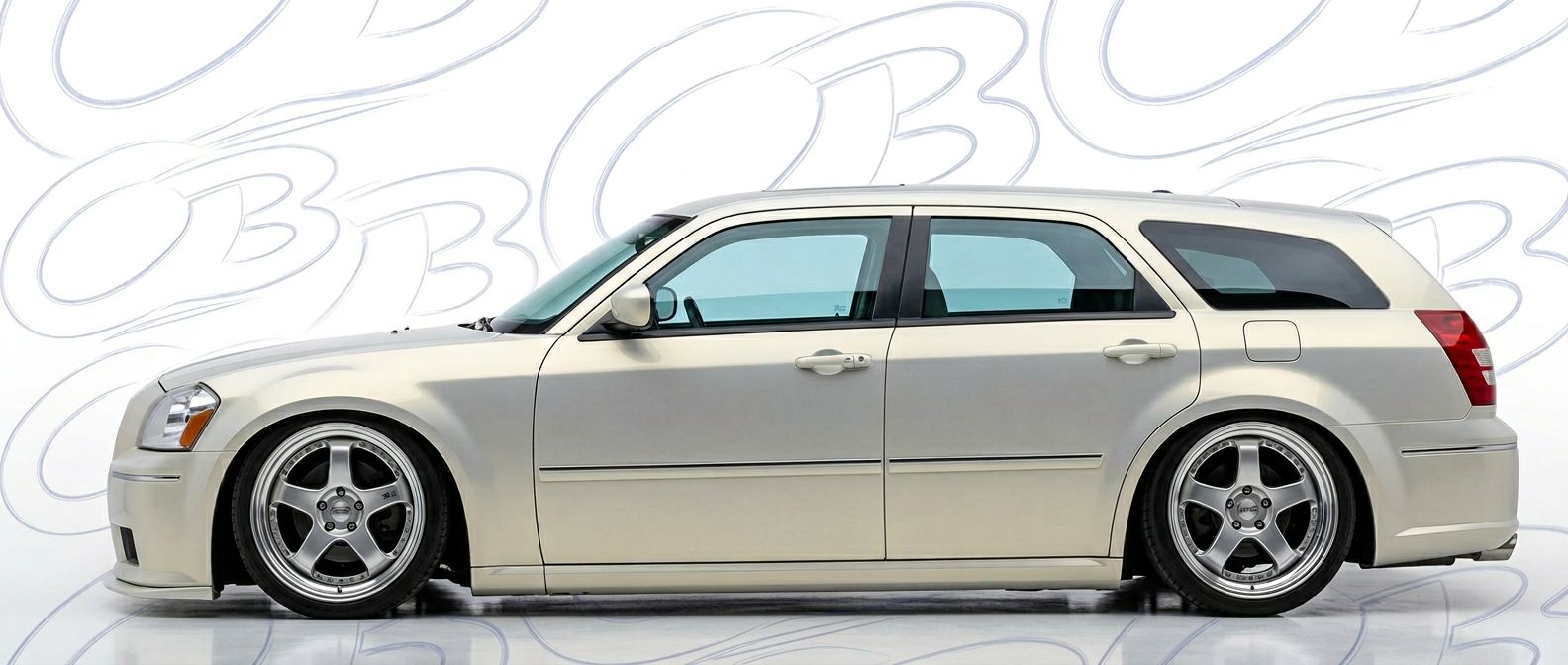 Professional automotive photography of a 2008 Dodge Magnum with high-fidelity 2008.