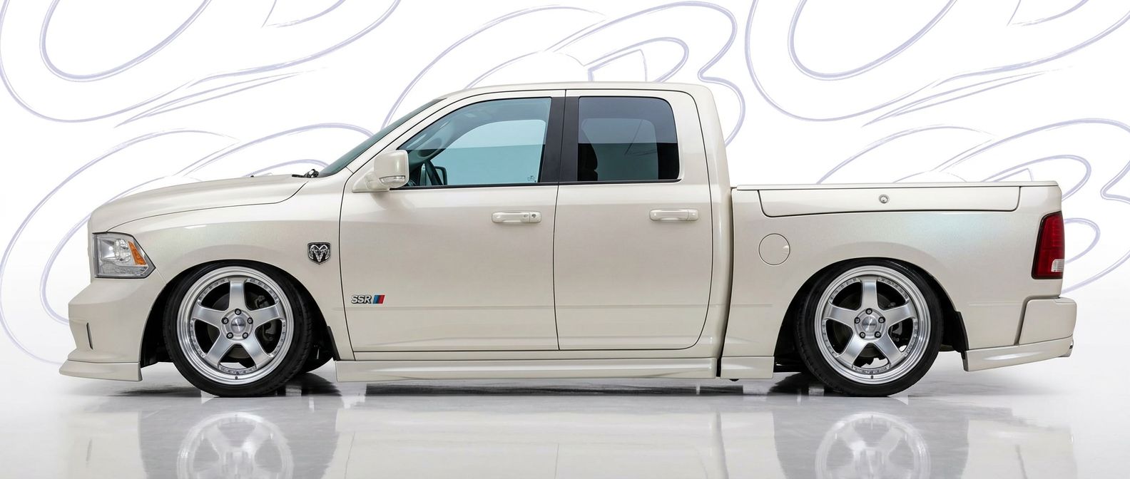 Custom 2014 for 2014 Dodge Ram - Premium aerodynamic automotive body parts.