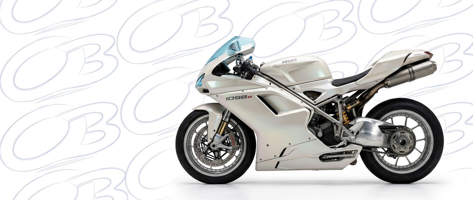 Aerodynamic 2009 Ducati 1098 R 2009 - Sleek design for enhanced vehicle styling.