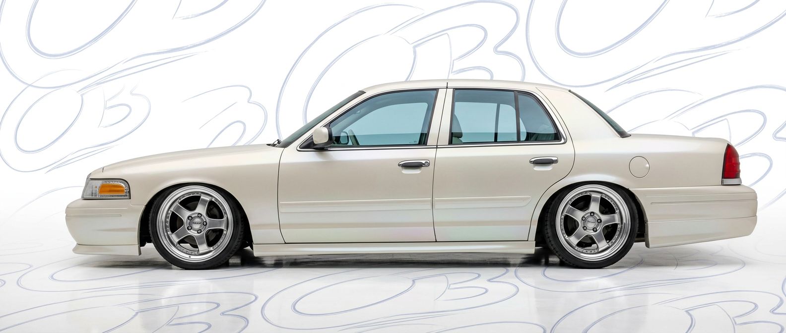 Detailed view of 2003 Ford Crown Victoria 2003 featuring lightweight, durable construction.