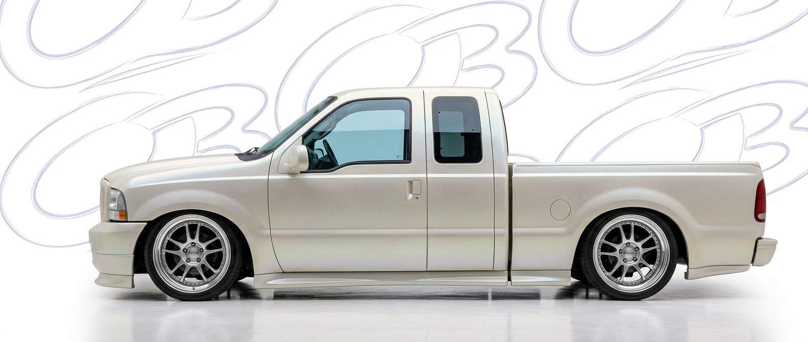 Aerodynamic 2000 Ford F-250 2000 - Sleek design for enhanced vehicle styling.