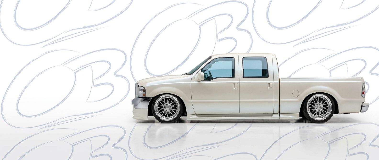 Aggressive 2002 Ford F-250 Super Duty 2002 styling to enhance your vehicle's aesthetic.