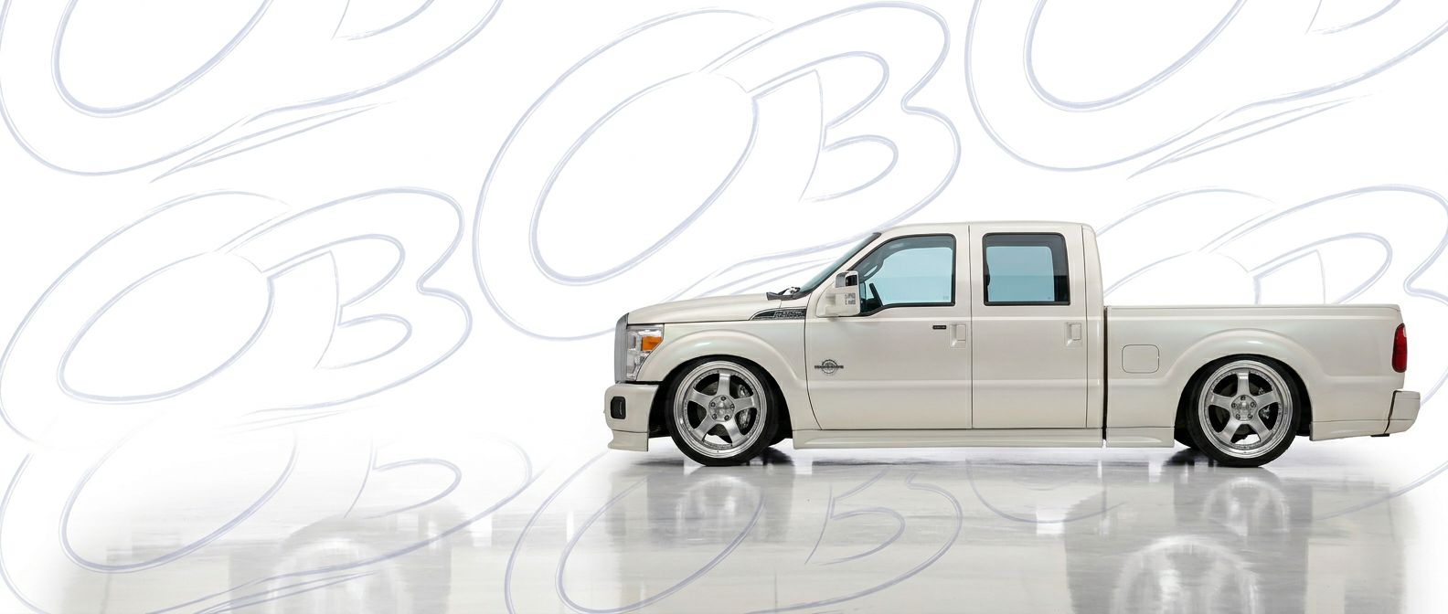 Front-angle view of 2010 Ford F-250 Super Duty 2010 - Durable and stylish exterior enhancement.