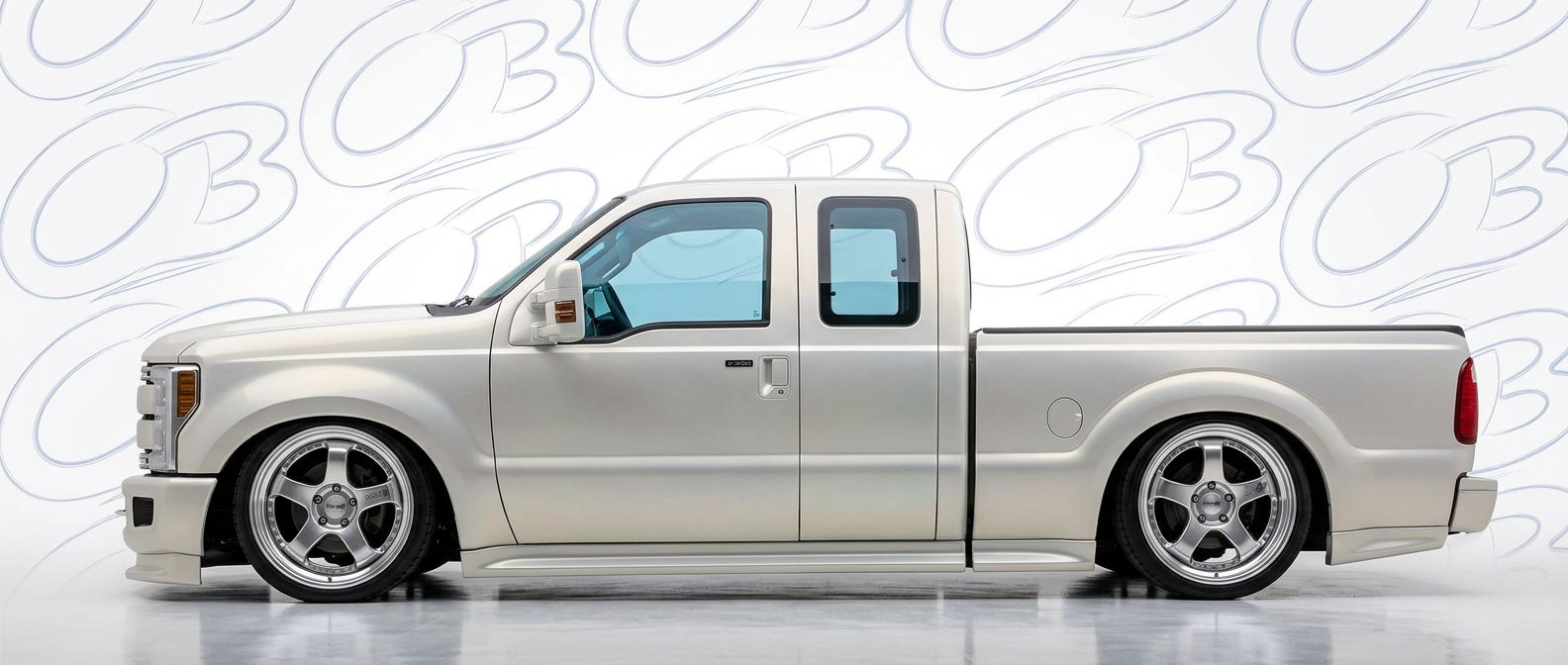 Professional automotive photography of a  Ford F-350 with high-fidelity F-350.