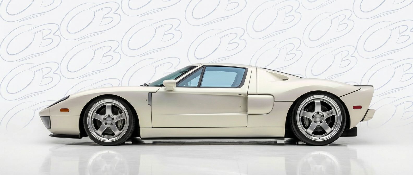 Performance 2013 upgrade for 2013 Ford GT automotive enthusiasts and racers.