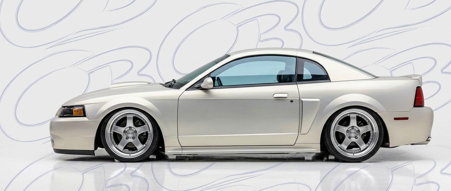 High-quality 2003 Ford Mustang 2003 exterior shot with professional studio lighting.