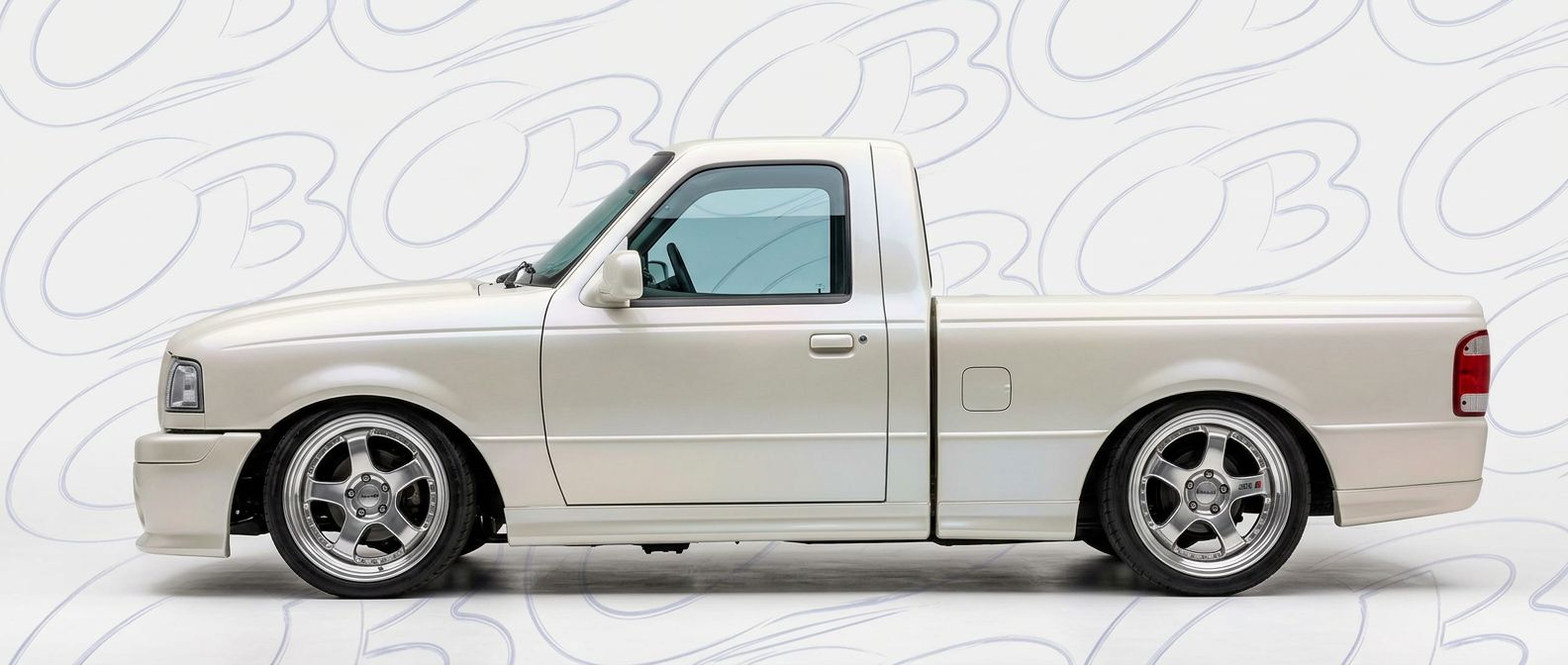 Aerodynamic 2004 Ford Ranger 2004 - Sleek design for enhanced vehicle styling.