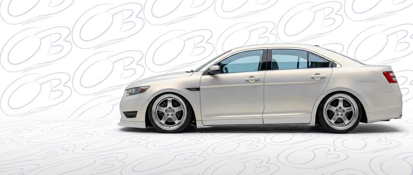 Custom 2015 for 2015 Ford Taurus - Premium aerodynamic automotive body parts.