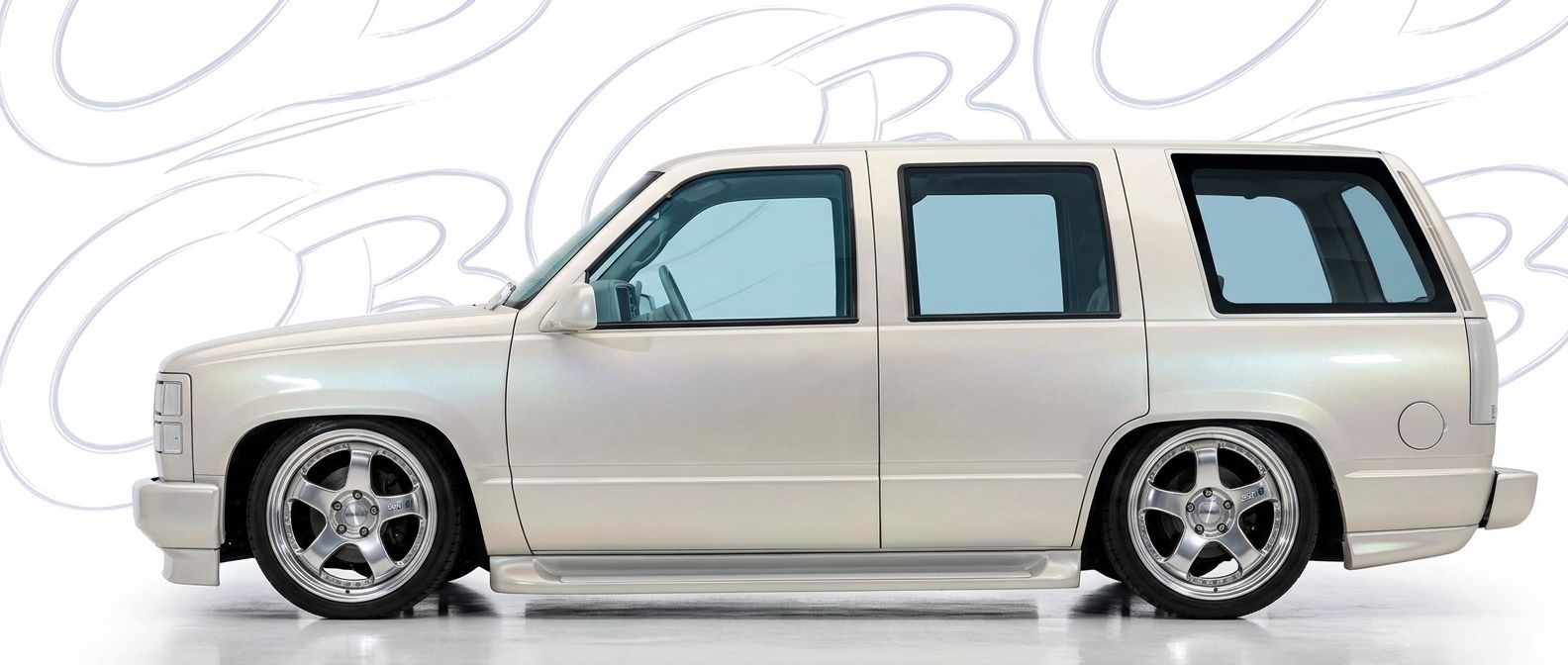 Detailed view of 1995 GMC Yukon 1995 featuring lightweight, durable construction.