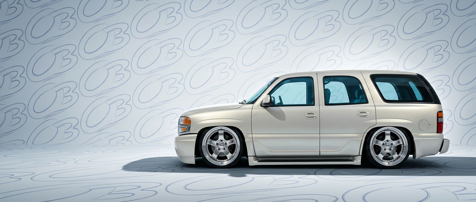 Aggressive 2006 GMC Yukon Denali 2006 styling to enhance your vehicle's aesthetic.