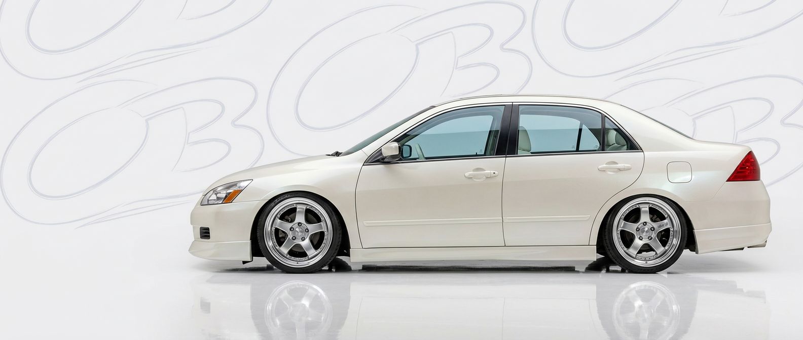 Honda Accord 2005 - Bodykits, Bumpers, Fenders and more... Aggressive 2005 Honda Accord 2005 styling to enhance your vehicle's aesthetic.