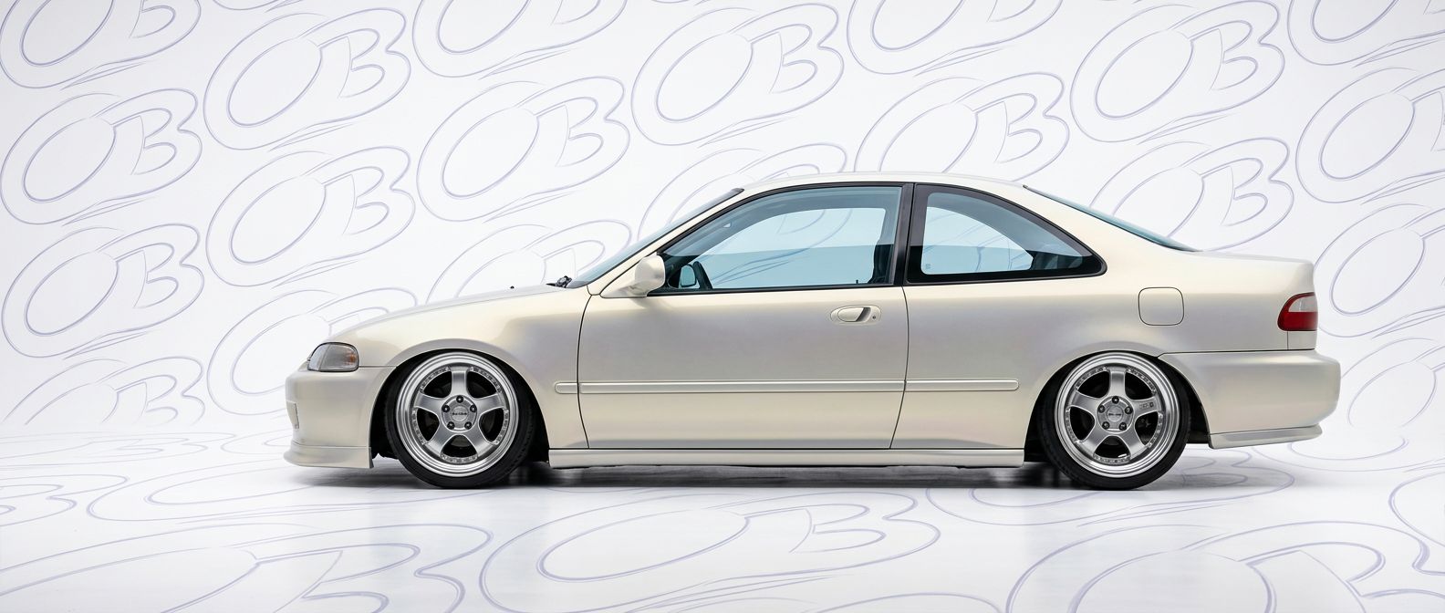 Front-angle view of 1994 Honda Civic 1994 - Durable and stylish exterior enhancement.