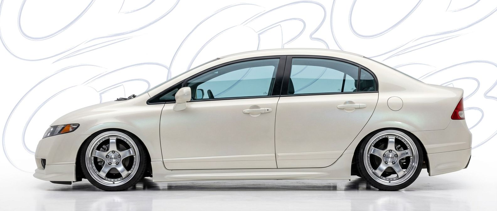 Professional automotive photography of a 2009 Honda Civic with high-fidelity 2009.