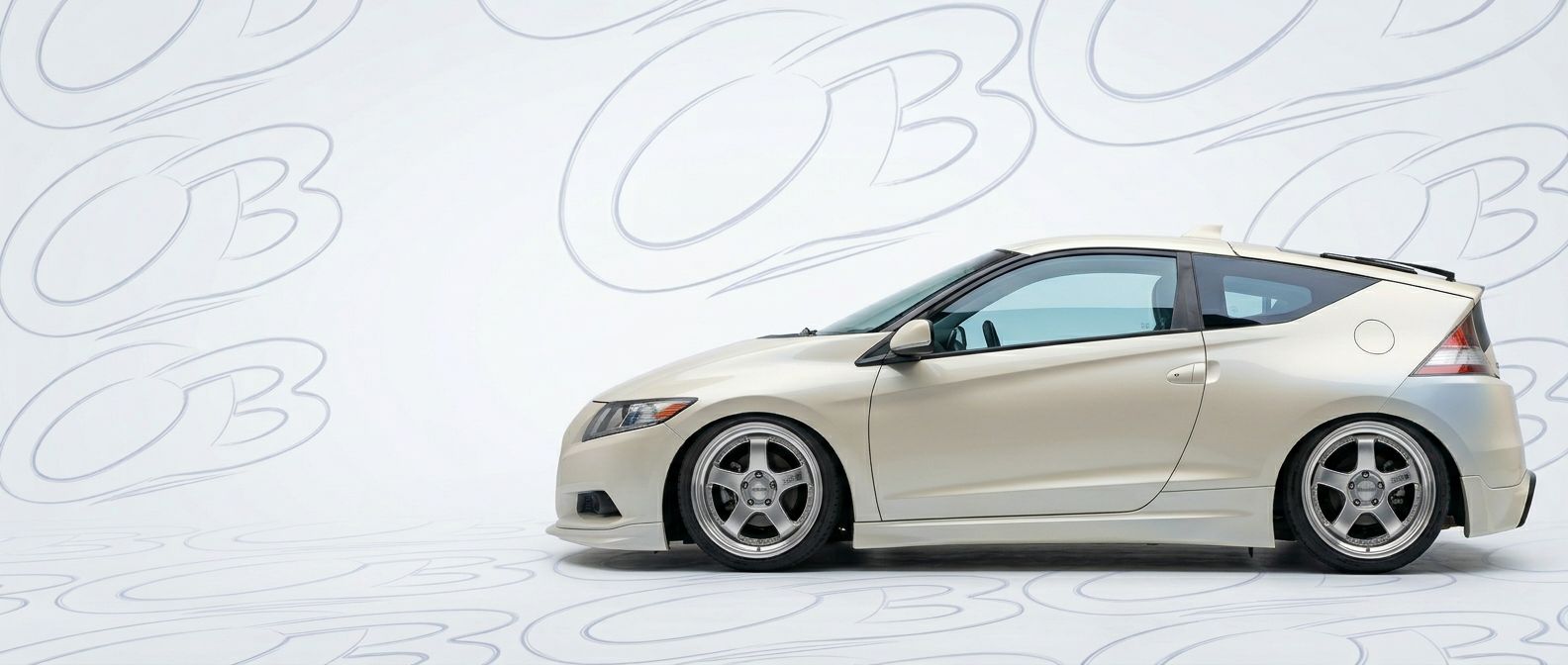 Professional automotive photography of a 2015 Honda CR-Z with high-fidelity 2015.