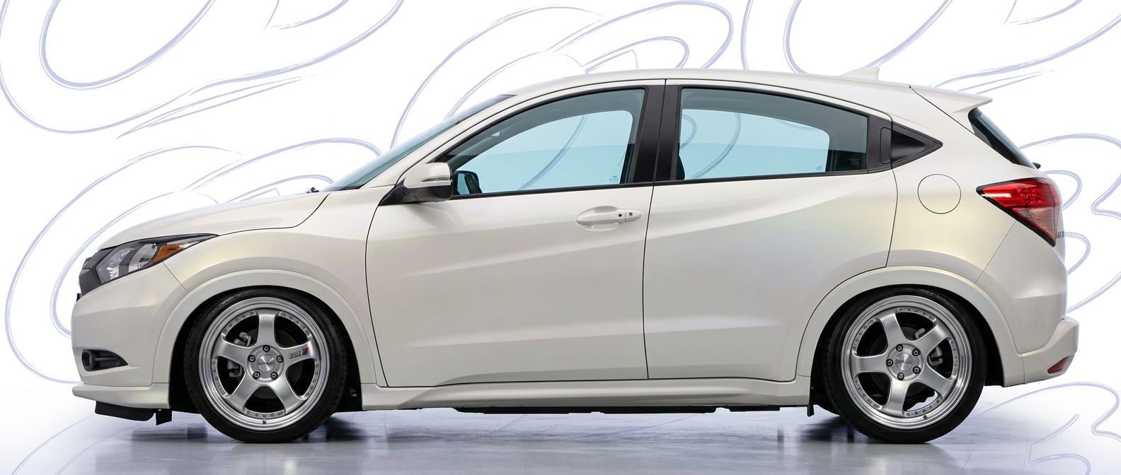 Aerodynamic 2016 Honda HR-V 2016 - Sleek design for enhanced vehicle styling.