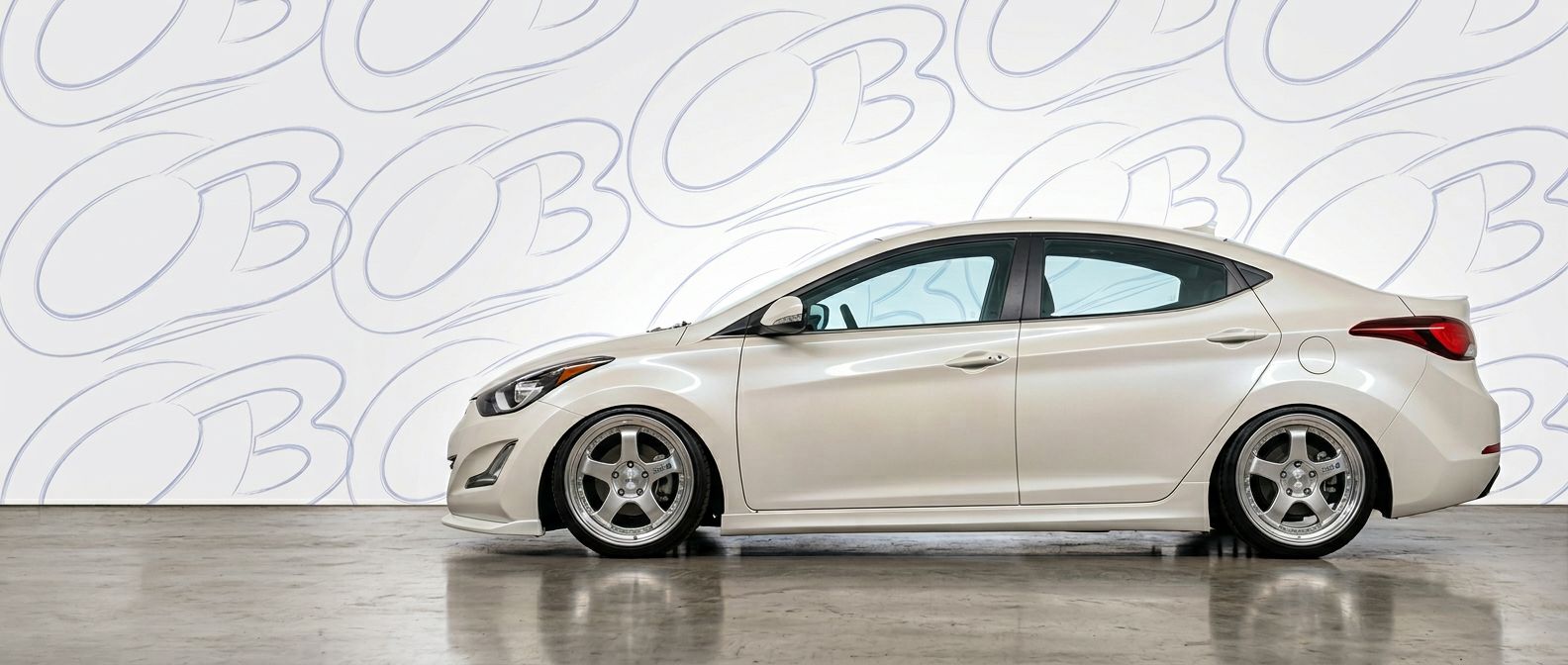 Top-tier 2015 Hyundai Elantra 2015 featuring a high-gloss finish and carbon fiber weave.